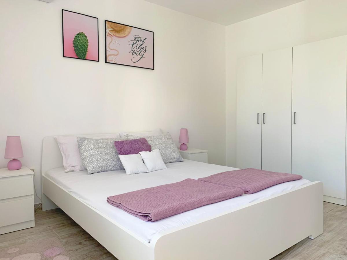 Apartment Gardenview - New! Krk Town Exterior photo