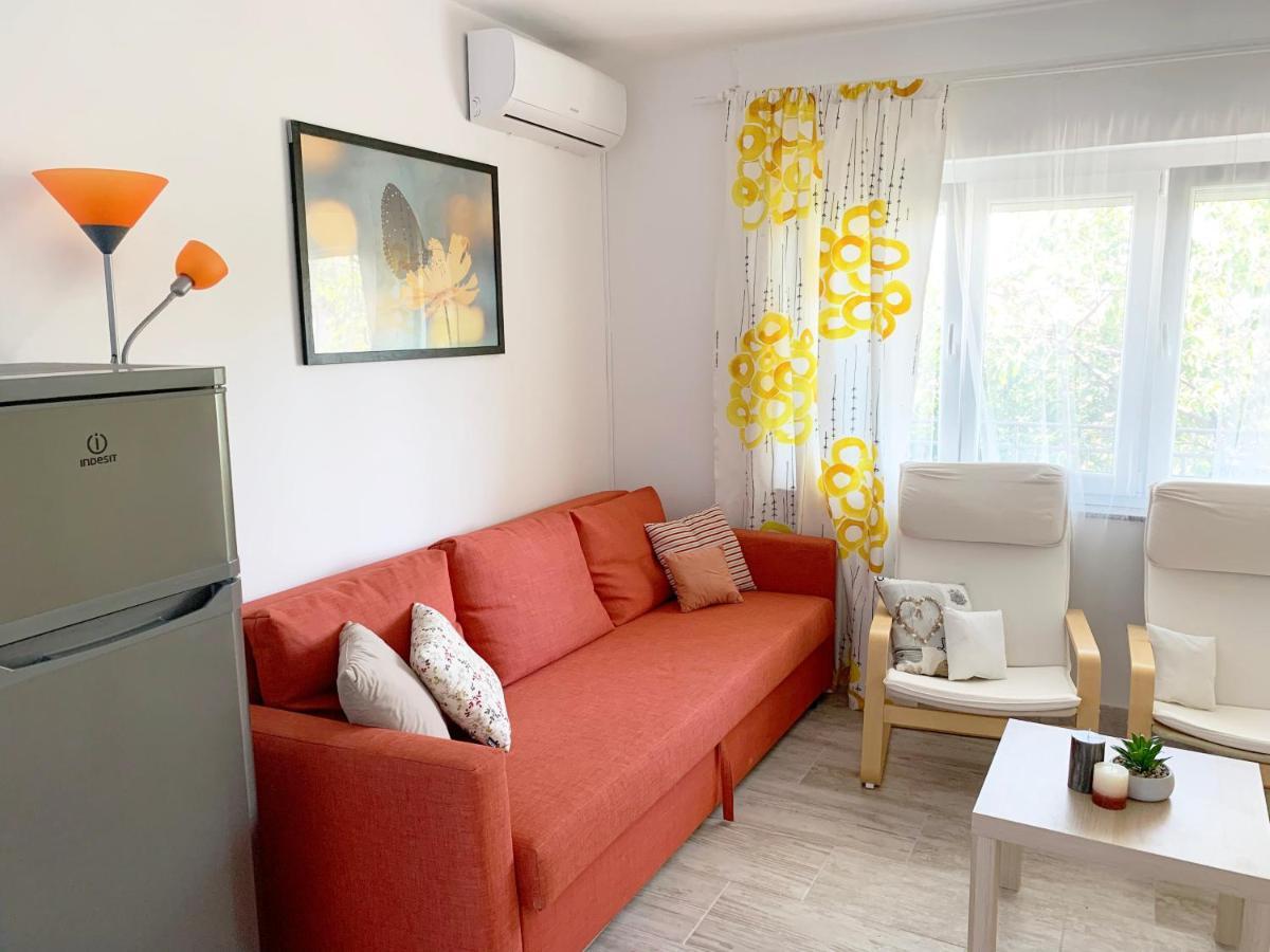 Apartment Gardenview - New! Krk Town Exterior photo