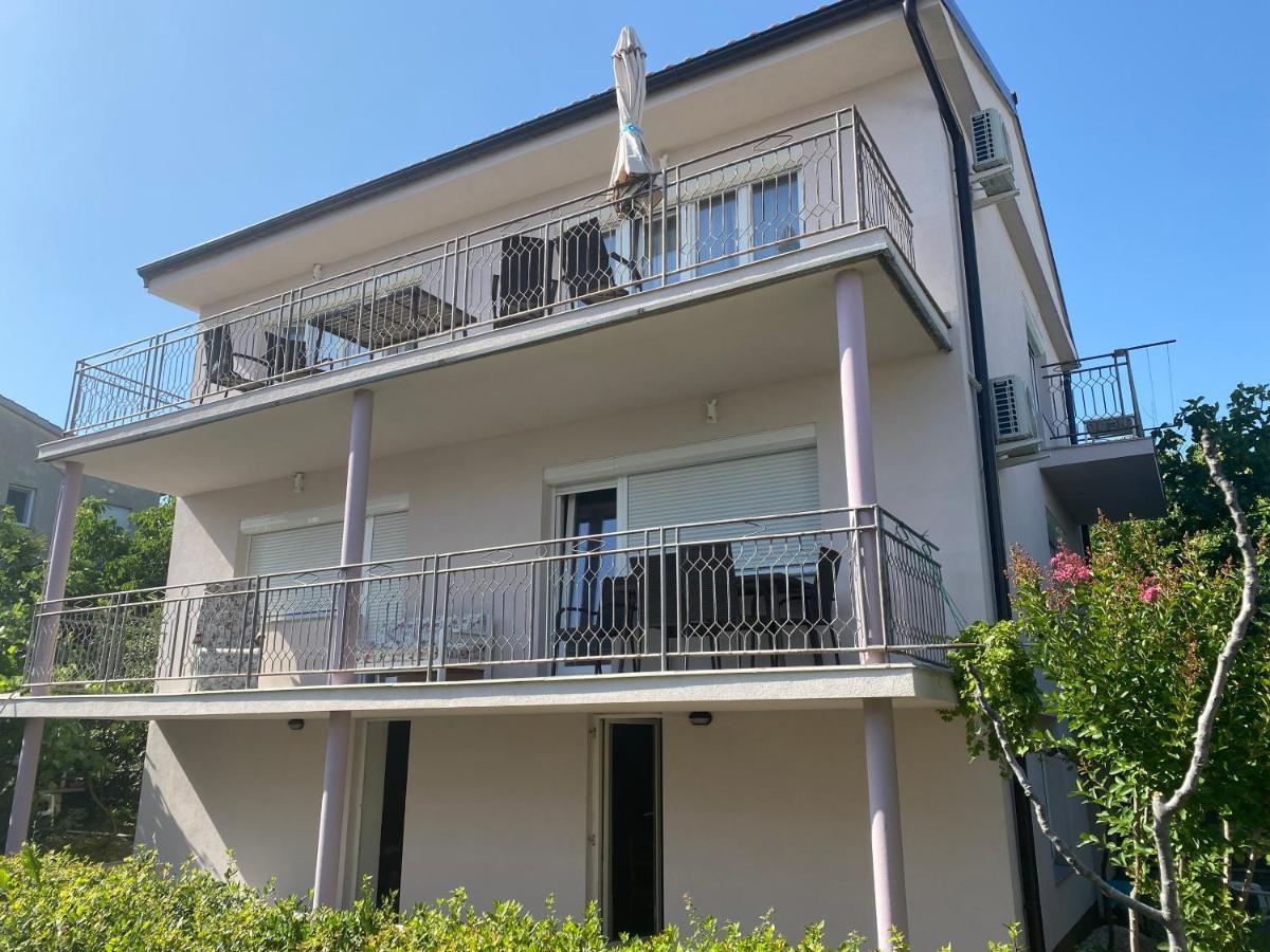 Apartment Gardenview - New! Krk Town Exterior photo